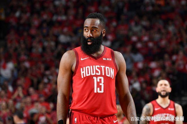 乔帅雪藏王哲林重用胡金秋 后者20分率队首胜