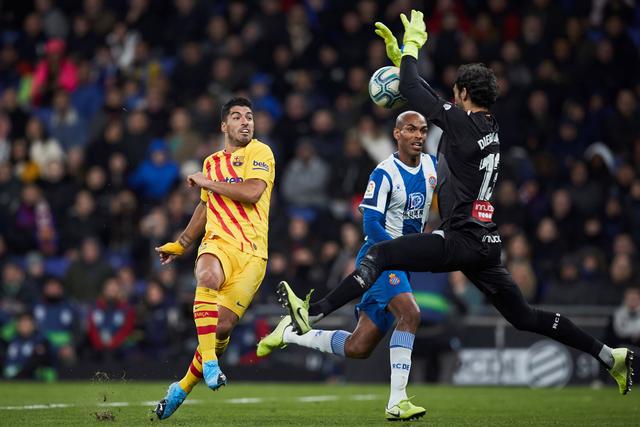 胡金秋0.8秒绝平广厦加时险胜北京 吉林胜浙江